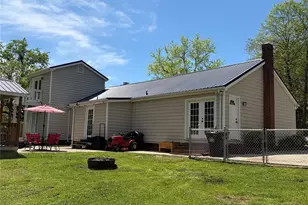 2341 Dixon Rd, Belmont, NC 28012 - Photo 4