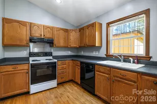 289 Riverview Church Rd, Asheville, NC 28806 - Photo 6