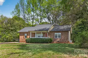 5000 Kerr Ln, Charlotte, NC 28216 - Photo 2