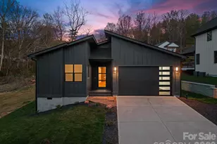 8 Overlook Pl, Asheville, NC 28803 - Photo 1