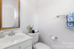 11177 Villa Trace Pl, Charlotte, NC 28277 - Photo 8