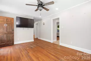 3960 Bristol Dr, Charlotte, NC 28208 - Photo 8