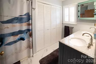 3153 Village Dr, Morganton, NC 28655 - Photo 24