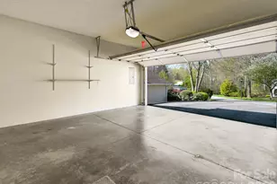 72 Creeks End Cir, Mills River, NC 28759 - Photo 38