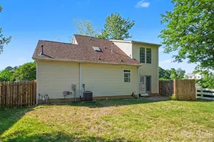 12548 Panthersville Dr, Charlotte, NC 28269 - Photo 36