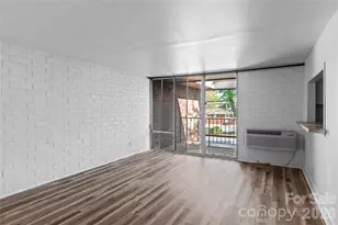 1739 S Hawthorne Rd, Winston Salem, NC 27103 - Photo 2