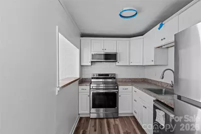 1739 S Hawthorne Road, Winston Salem, NC 27103 - Photo 6