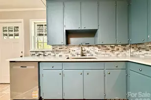 6530 Curlee Rd, Conover, NC 28613 - Photo 10