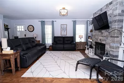 100 Horse Shoe Lane, Morganton, NC 28655 - Photo 8