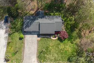 100 Horse Shoe Ln, Morganton, NC 28655 - Photo 4