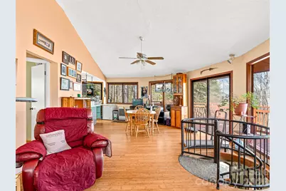 53 Yale Road, Hendersonville, NC 28739 - Photo 10