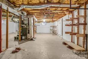 154 Surry Ln, Hendersonville, NC 28791 - Photo 28