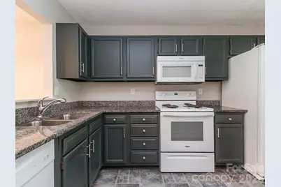 8211 Golf Ridge Drive, Charlotte, NC 28277 - Photo 6