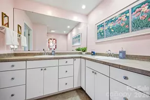 2070 Golfside Ln, Hendersonville, NC 28739 - Photo 14