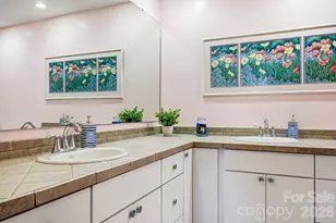 2070 Golfside Ln, Hendersonville, NC 28739 - Photo 12