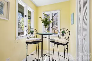 2070 Golfside Ln, Hendersonville, NC 28739 - Photo 10