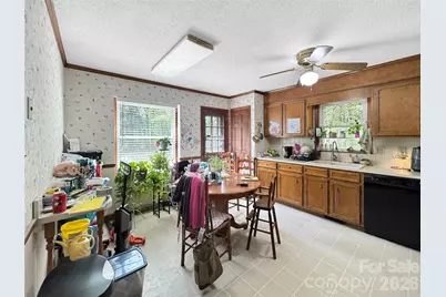 8209 Saddlehorse Lane, Charlotte, NC 28215 - Photo 24