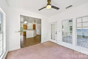 8718 Buttonwood Ct, Charlotte, NC 28215 - Photo 16