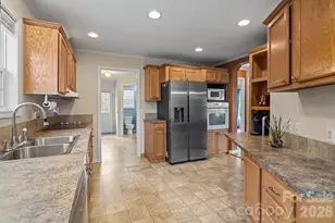 633 Allen Dr, Marshall, NC 28753 - Photo 6