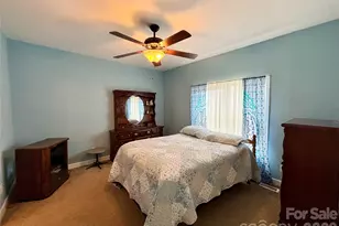 194 Beechnut Dr, Hendersonville, NC 28739 - Photo 10