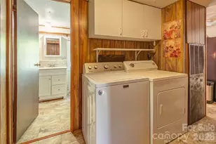 64 Haw Creek Cir, Asheville, NC 28805 - Photo 14