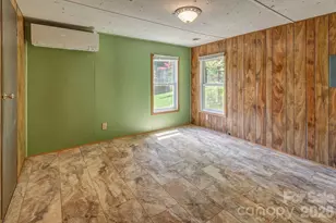 64 Haw Creek Cir, Asheville, NC 28805 - Photo 10