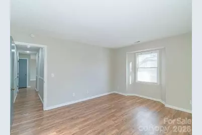 6112 Meadow Rose Lane, Charlotte, NC 28215 - Photo 4