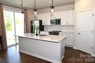 9037 Widden Wy, Charlotte, NC 28269 - Photo 2