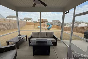 104 Mooring Dr, Statesville, NC 28677 - Photo 2