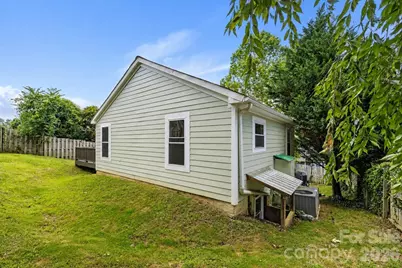 33 Madison Street, Asheville, NC 28801 - Photo 30