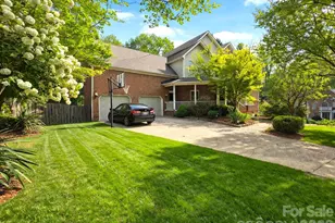 4133 Ashleytown Ln, Charlotte, NC 28270 - Photo 2