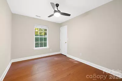 2012 Pheasant Glen Road, Charlotte, NC 28214 - Photo 8