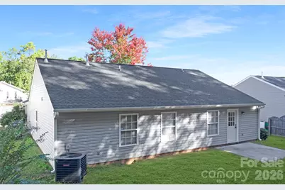 2012 Pheasant Glen Road, Charlotte, NC 28214 - Photo 16