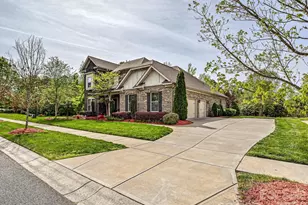 101 Enclave Blvd, Matthews, NC 28104 - Photo 2