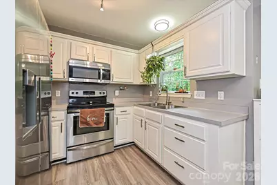 9207 Kimmel Lane, Charlotte, NC 28216 - Photo 10