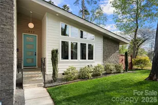 1852 Lakedell Dr, Charlotte, NC 28215 - Photo 4