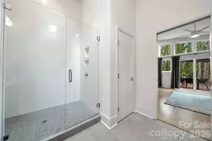 1852 Lakedell Dr, Charlotte, NC 28215 - Photo 26