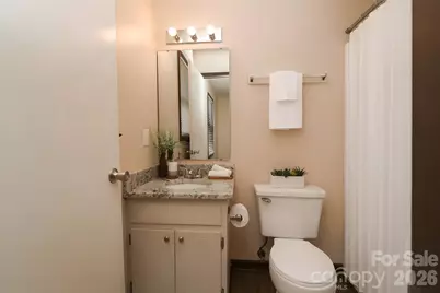 525 SW 12th Street SW #29, Hickory, NC 28602 - Photo 12