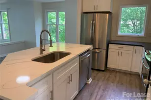 672 Portside Dr, Davidson, NC 28036 - Photo 4