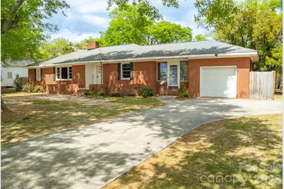 211 E Richland Street, Kershaw, SC 29067 - Photo 1