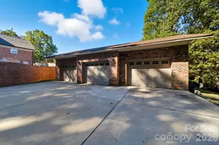 417 Park Ridge Rd, Albemarle, NC 28001 - Photo 6