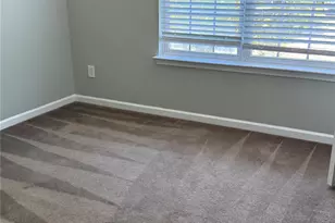 3329 Nevin Brook Rd, Charlotte, NC 28269 - Photo 8
