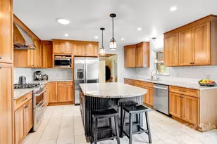 6334 Jacks Creek Rd, Burnsville, NC 28714 - Photo 12