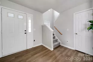 2604 Cochrane Dr, Charlotte, NC 28269 - Photo 4