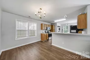 2604 Cochrane Dr, Charlotte, NC 28269 - Photo 12