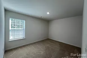 6217 Ahoskie Dr, Charlotte, NC 28215 - Photo 10