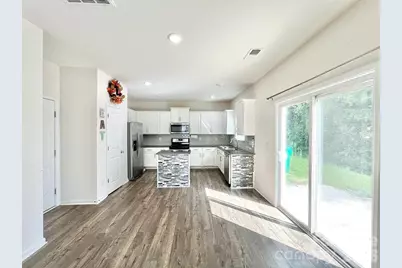 6217 Ahoskie Drive, Charlotte, NC 28215 - Photo 6