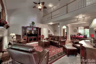 4601 Nobility Ct, Charlotte, NC 28269 - Photo 6