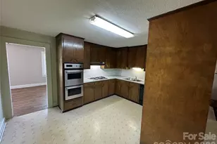 509 E Main Street E, Locust, NC 28097 - Photo 10