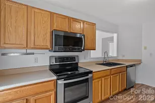 73 Creeks End Cir, Mills River, NC 28759 - Photo 6